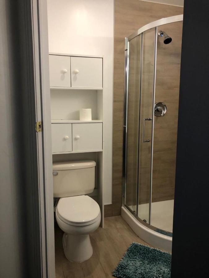 Hidden Valley Basement Suit H YYC Exterior foto